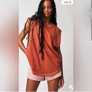 FREE PEOPLE TABLE FOR TWO TEE IN BRONZE.  MEDIUM. NWOT